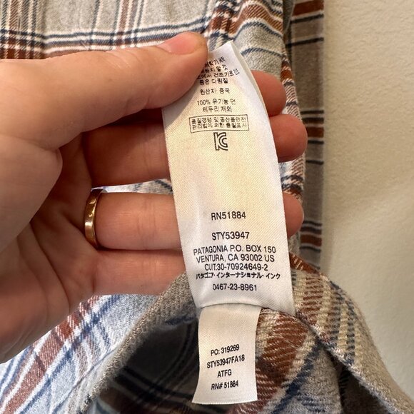 Patagonia Men's Long-Sleeved Midweight Fjord Flannel Shirt - Picture 5 of 6